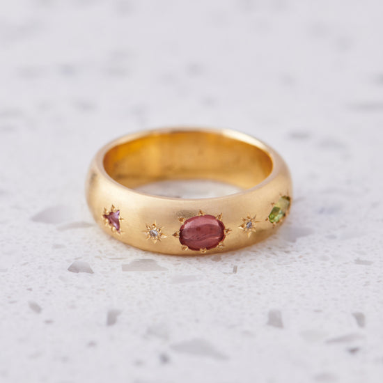 Tourmaline, Sapphire and Perdiot Studded Band in 18ct Yellow Gold, Size P (In Stock)