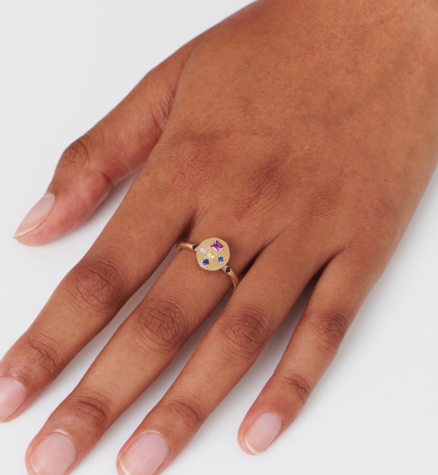 Marionette Pebble Ring in 18ct Yellow Gold, Size K (In Stock)