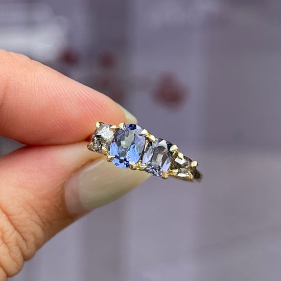 Load image into Gallery viewer, One-off Tanzanite Splice in 18ct Yellow Gold, Size N (In Stock)
