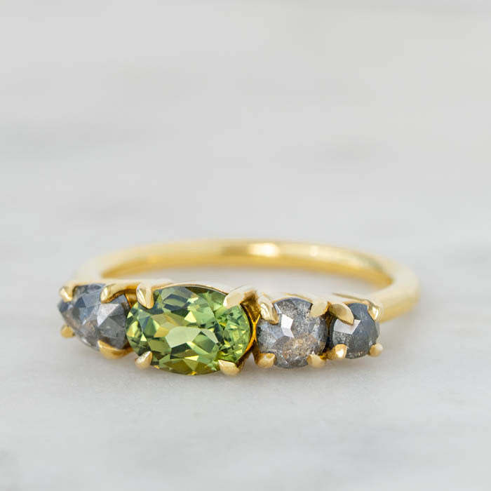 One-off Green Sapphire and Salt and Pepper Diamond Splice Ring in 18ct Yellow Gold, Size M (In Stock)