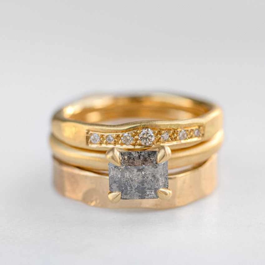 One-off Chunky Claw Set Salt And Pepper Diamond Ring in 18ct Yellow Gold, Size O (In Stock)