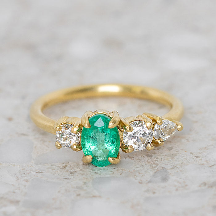 Emerald And Diamond Splice Ring – Sarah Gardner Jewellery