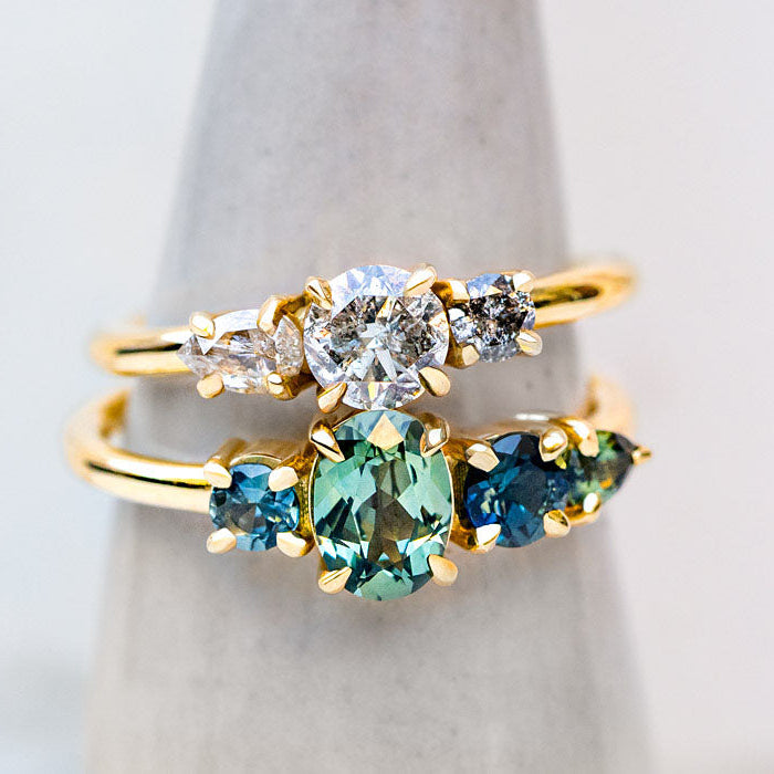 All Greens Sapphire Splice Ring in 18ct Yellow Gold, Size O (In Stock)