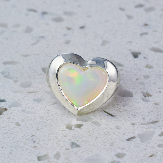 Load image into Gallery viewer, Big Opal Heart Ring
