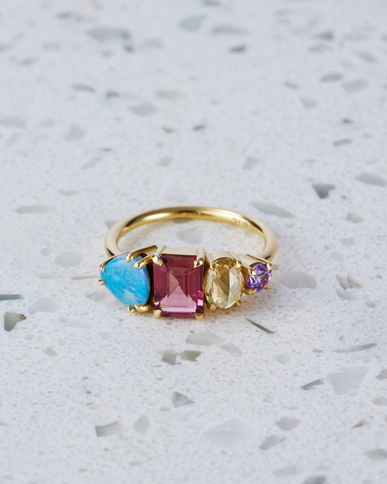 Load image into Gallery viewer, One-off Fruit Salad Splice in 18ct Yellow Gold, Size Q (In Stock)
