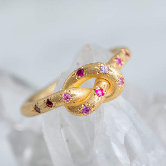 Shades Of Pink Pretzel Ring In 9ct Yellow Gold, Size N (In Stock)