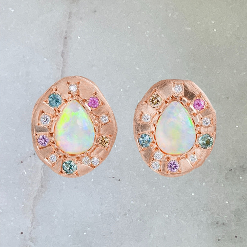 Versailles Painter's Palette Studs