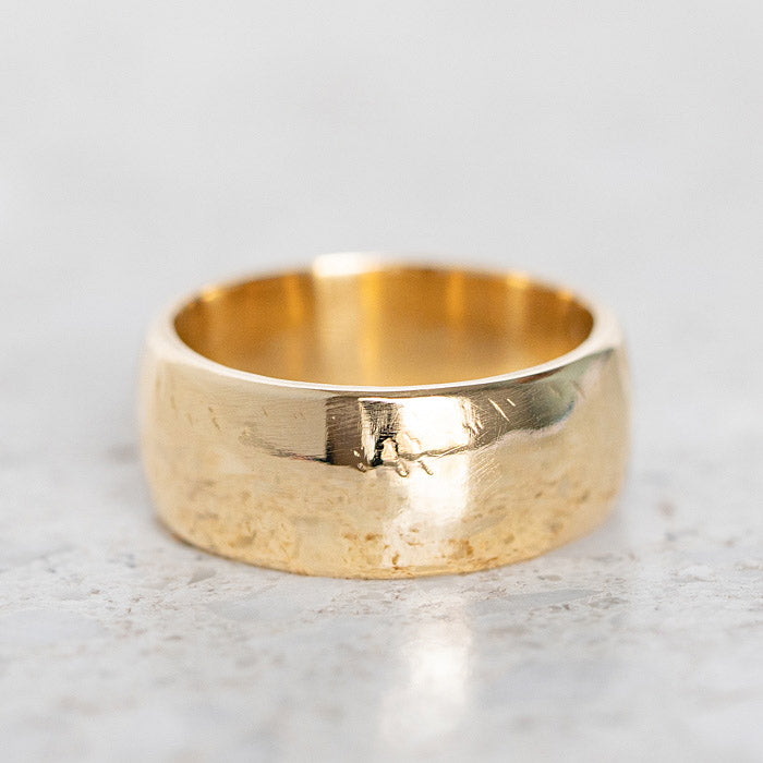 Wide Marked Band