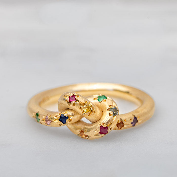 Hundreds And Thousands Pretzel Ring