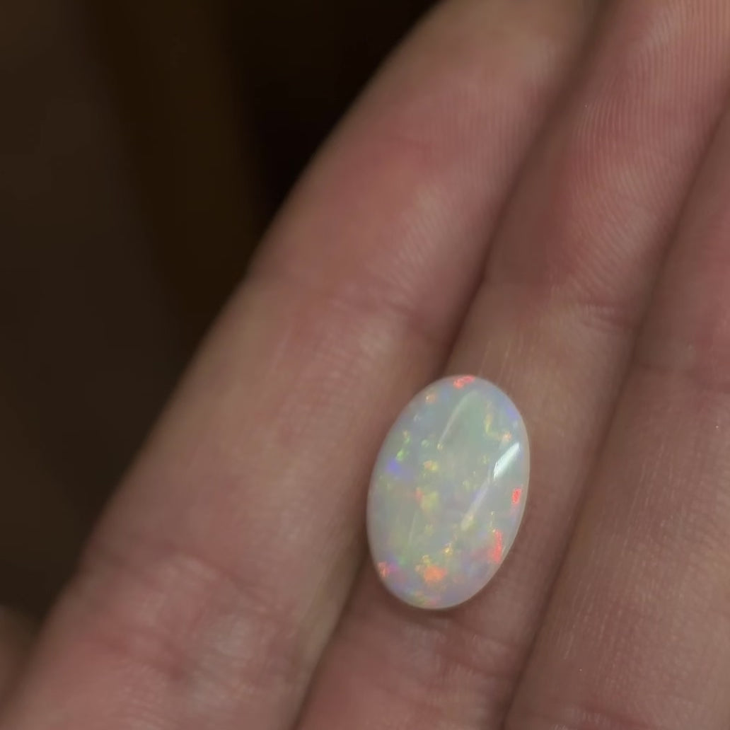 Load and play video in Gallery viewer, 8: South Australian Crystal Opal 2.33ct
