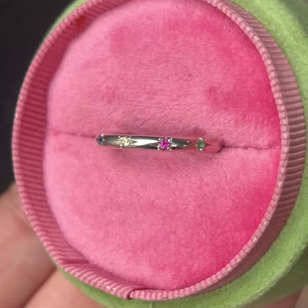 Load and play video in Gallery viewer, Carnivale Stars Band in Silver, Size K (In Stock)
