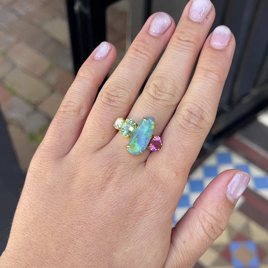 Load and play video in Gallery viewer, One-off Black Opal Splice Ring in 18ct Yellow Gold, Size P (In Stock)
