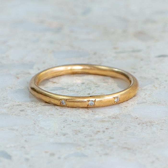 Diamond Trio Bead Band In 18ct Yellow Gold, Size L (In Stock)