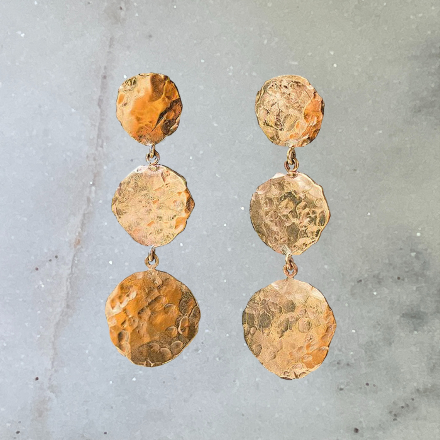 Noble: drop earrings gold-plated bowl - schmuckwerk-shop.de