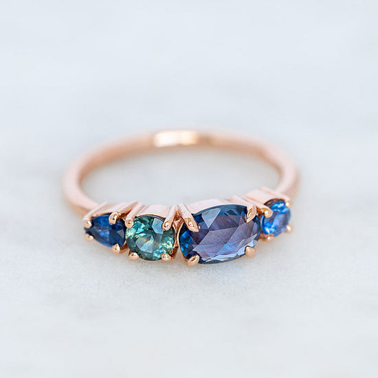 Load image into Gallery viewer, All Blues Sapphire Splice Ring
