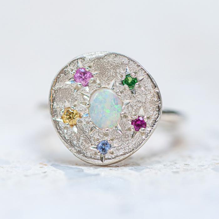 Load image into Gallery viewer, Opal Snowflake Pebble Ring

