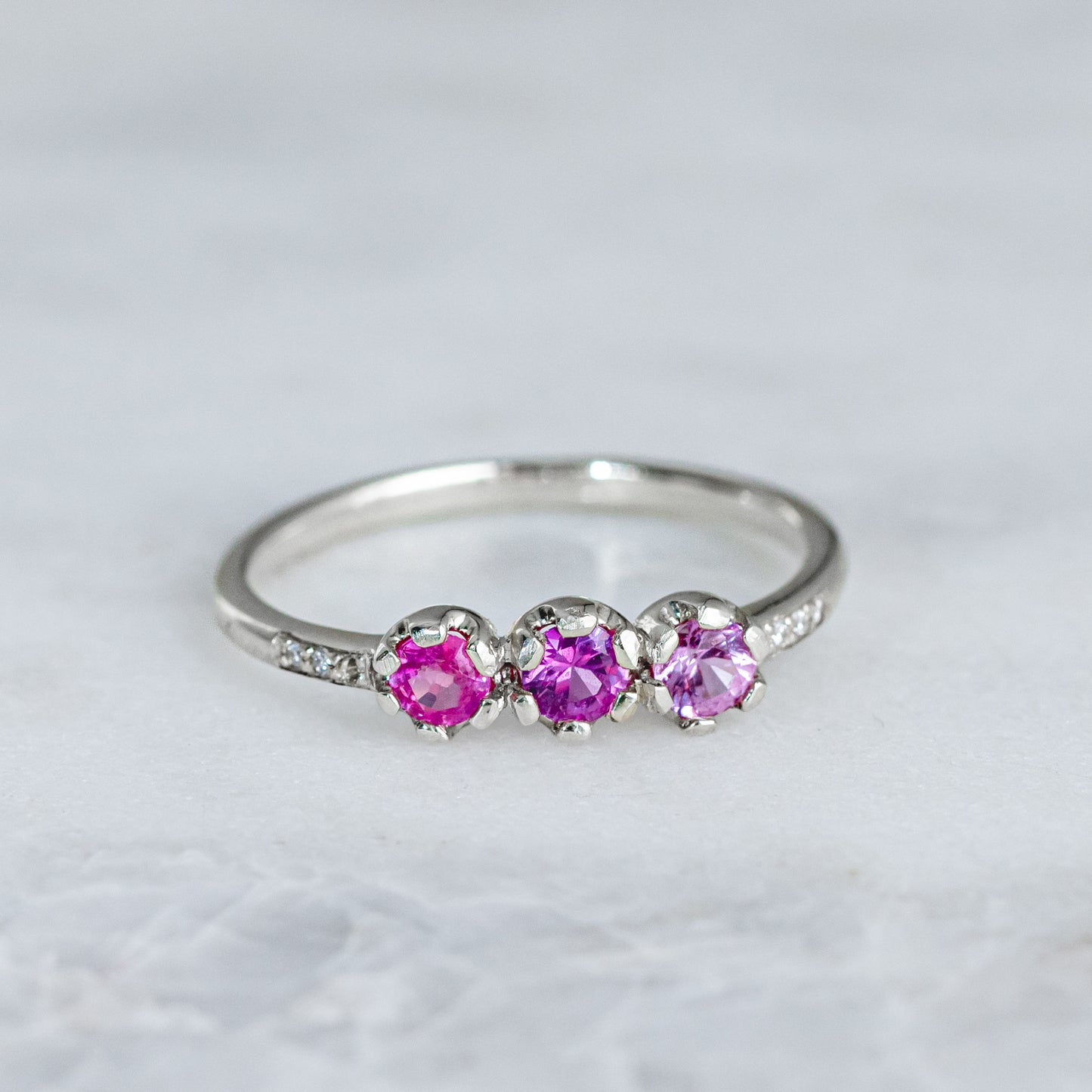 Load image into Gallery viewer, Shades of Pink Sapphire Juliet Ring In 9ct White Gold, Size O and a half (In Stock)
