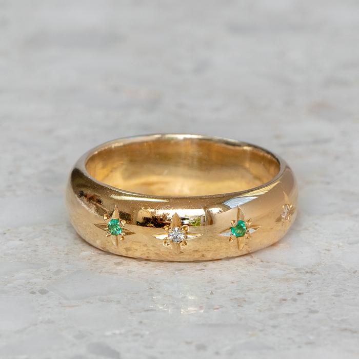 Emerald Star Set Ring