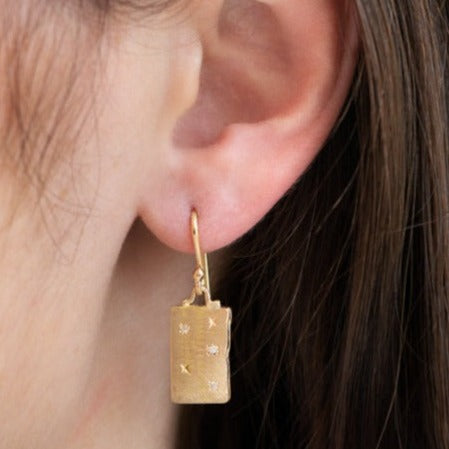 Load image into Gallery viewer, Star Bar Earrings In 14ct Yellow Gold (In Stock)
